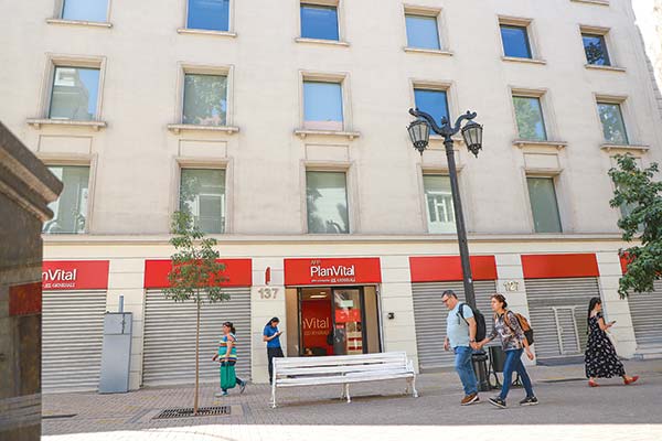Empresario Jonás Gómez Pacheco compra edificio de PlanVital en Tenderini en casi US$ 3 millones