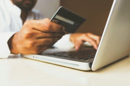 Congreso de Perú elimina comisión por transferencias entre bancos