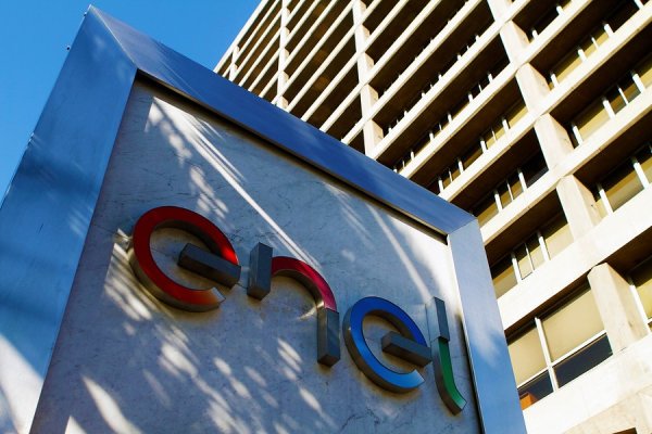 Enel obligada a aumentar cupones de sus bonos ESG tras incumplir meta de emisión de gases de efecto invernadero
