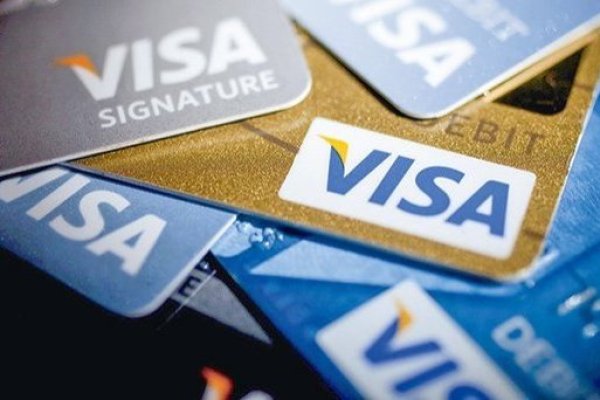 <p>Ganancias de Visa aumentan 17% a medida que se acelera el gasto de los consumidores con tarjetas</p>