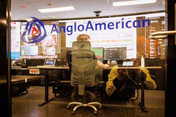<p>Anglo American confirma que recibió una oferta de BHP Group en el que sería uno de los mayores negocios del año</p>