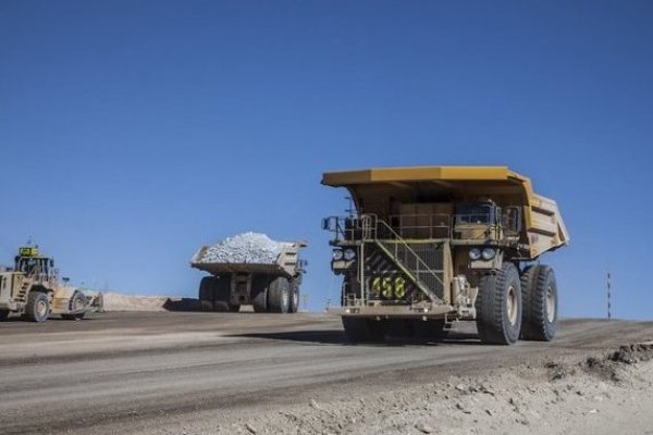 <p>BHP propone compra de Anglo en US$ 39 mil millones pero desata molestia en Sudáfrica y de accionistas</p>