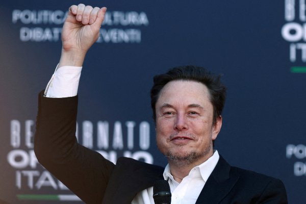 Musk se recupera en el podio de los multimillonarios y vuelve a ser más rico que Zuckerberg mientras la suerte se revierte