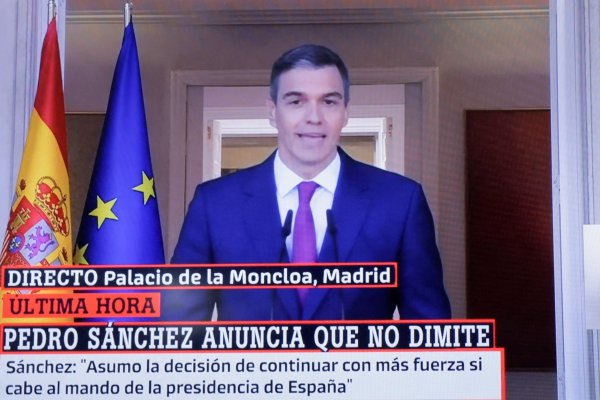 Concluyó su reflexión: Pedro Sánchez anuncia que seguirá como presidente del Gobierno español