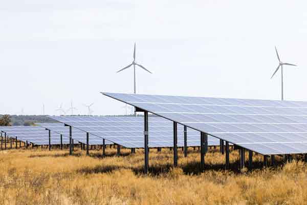 EY prevé inversiones por US$ 4,1 billones anuales en tecnologías de transición bajas en carbono a 2050