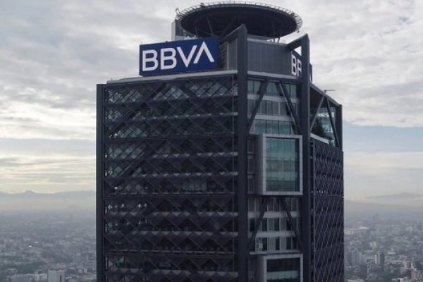 BBVA prepara oferta de fusión con banco Sabadell en una de las mayores jugadas de la banca europea en años