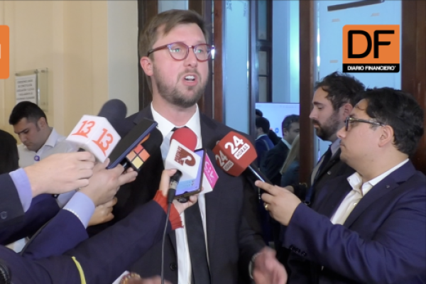 <p>Ahora en DF | Aplazamiento de formalización del general Yáñez genera opiniones encontradas entre los diputados</p>