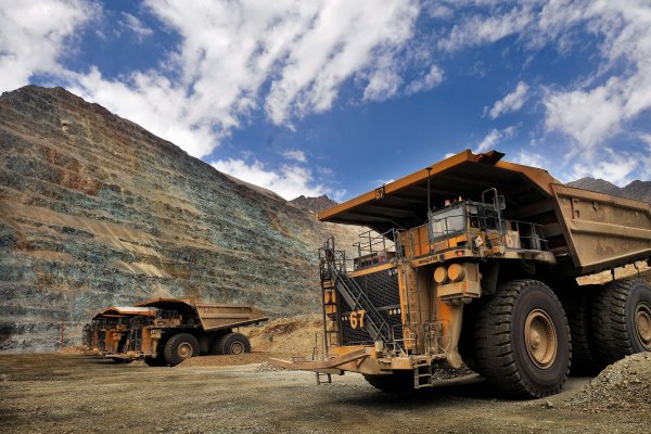 <p>Crecimiento económico bajó el ritmo en marzo, pero bastó para cerrar el mejor trimestre desde comienzos de 2022</p>