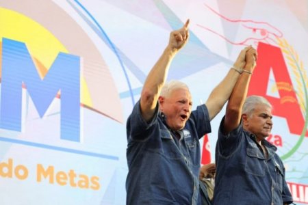 El magnate que dirige la política panameña desde un almacén de la embajada de Nicaragua