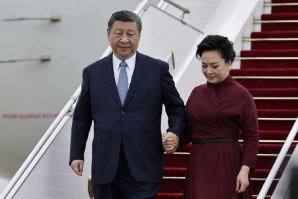 <p>Xi llega a París para una visita de Estado de fuerte contenido económico y político</p>