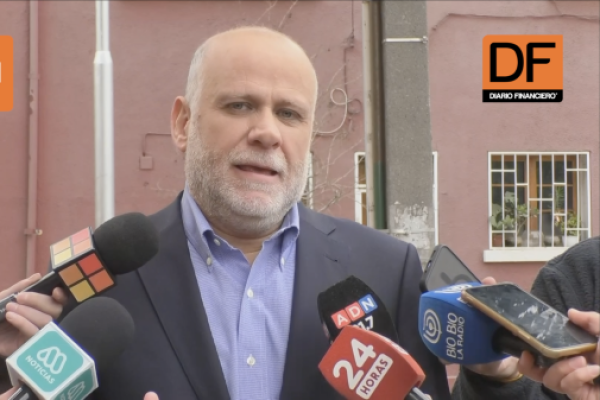 <p>Ahora en DF | Elizalde sobre ley corta de isapre: “Nadie puede señalar que está sorprendido con la propuesta”</p>