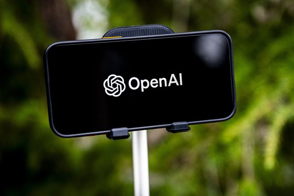 OpenAI prepara un producto de búsqueda para competir con Google y Perplexity