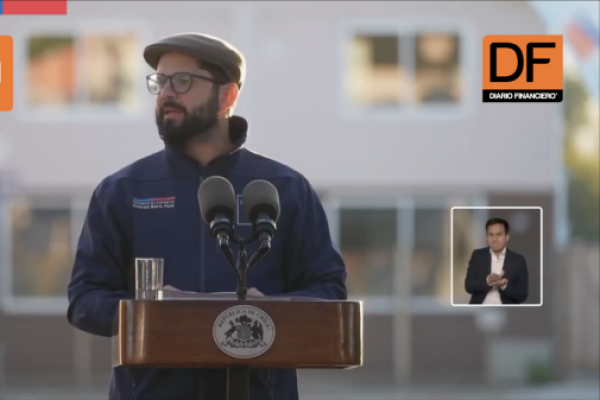<p>Ahora en DF | Colusión del gas industrial: Boric pide entregar antecedentes al CDE para que evalúe acciones legales por posible “atentado a la salud pública”</p>