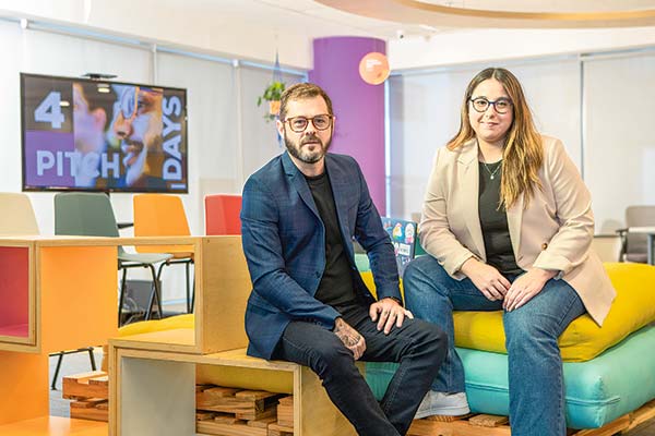 <p>Leo Monte, director general de Torq, y Juliana Innecco, head of Corporate Venture Capital.</p>