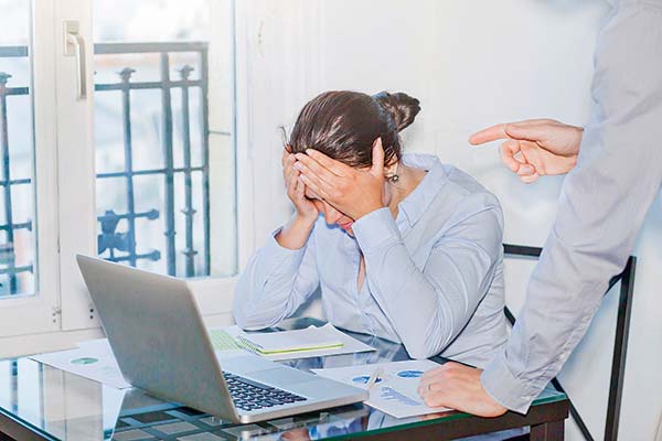 Ley Karin: las acciones que la Suseso estima que se podrían entender como acoso sexual y laboral