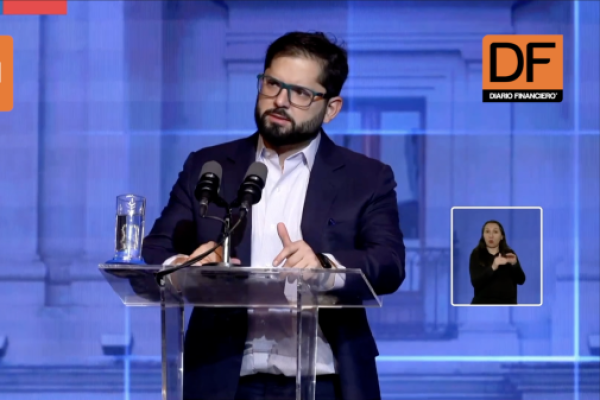 <p>Ahora en DF | Boric pide a la banca facilitar créditos a la construcción: “Los invito a actualizar su visión de la economía”</p>