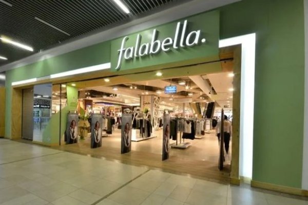 <p>Fitch estima que el perfil de crédito de Falabella continuará bajo presión</p>