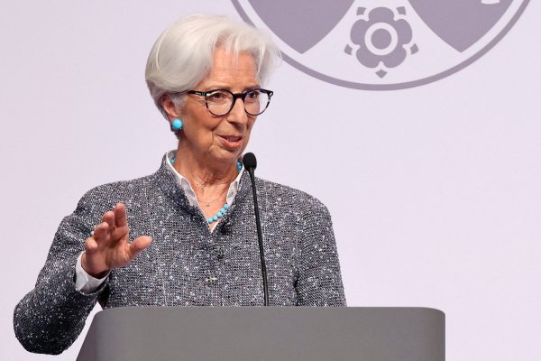 Lagarde dice estar "muy segura" que la inflación de la eurozona está bajo control
