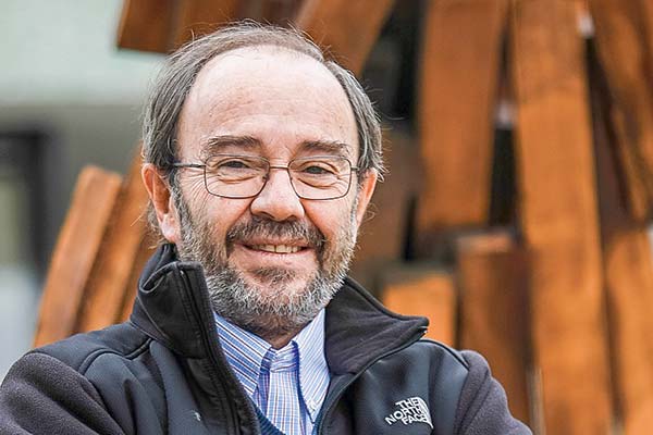<p>Gustavo Lagos, académico del Centro de Minería de la Universidad Católica.</p>