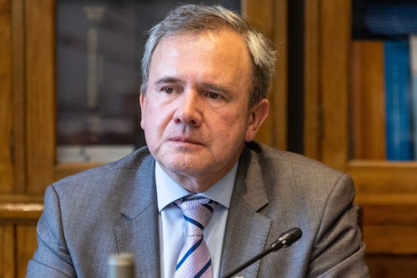 Gustavo Sanhueza (UDI) por CAE: “Si la propuesta del Gobierno va en la línea de una condonación general, no creo que estén los votos en el Senado”