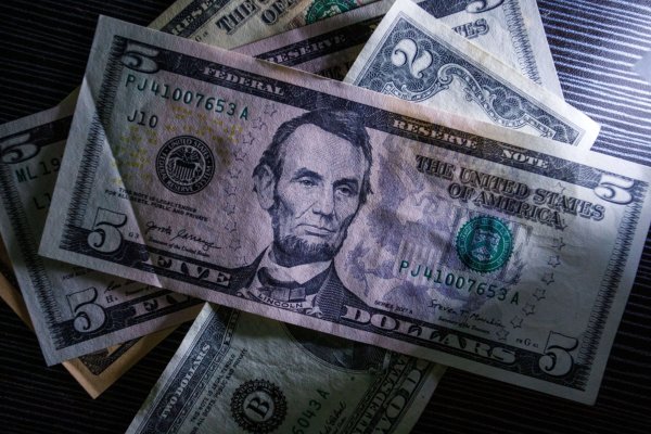 <p>La baja del dólar impacta en los resultados de los multifondos en mayo: fondos A y B lideran las pérdidas</p>