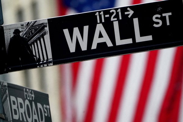 <p>Después de un siglo, Wall Street vuelve a liquidar acciones en un día</p>
