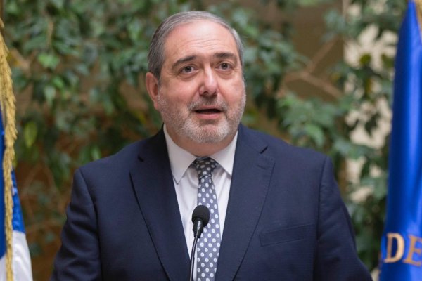 <p>Diputado Carlos Bianchi por la Cuenta Pública: “El CAE es el factor más contaminante que el Gobierno pudo poner en la discusión”</p>
