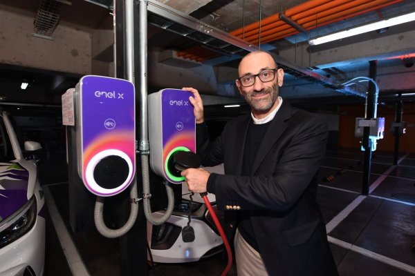 <p>Jean Paul Zalaquett, gerente de electromovilidad de EnelX</p>