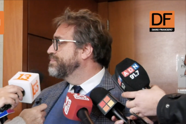 <p>Ahora en DF | Exgerente general de La Polar, Manuel Severín, es formalizado por caso de ropa falsificada</p>