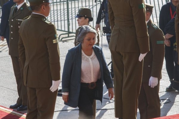 Ministra Jara y críticas a negociación ramal: “Es curioso, cuando ni siquiera nos hemos sentado a conversar”
