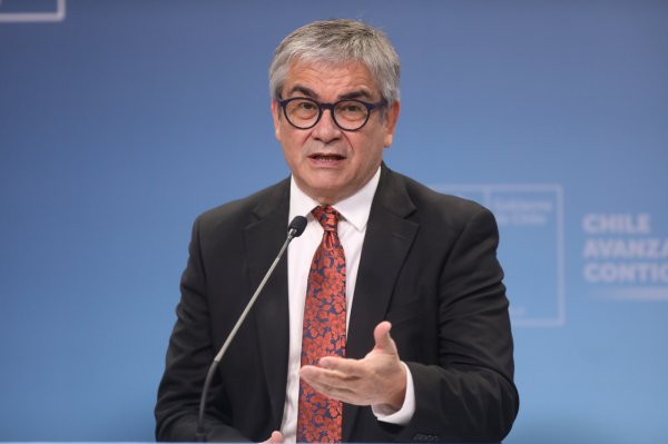 Marcel y el fast track de permisología: "Debería estar aprobado de aquí a septiembre y con eso el panorama se despeja mucho para la inversión"