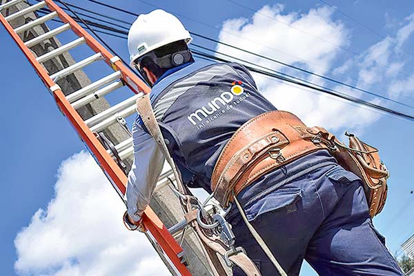 <p>Empresa de telecomunicaciones enfrenta acusación de contrabando reiterado y arriesga multa de US$ 23 millones</p>