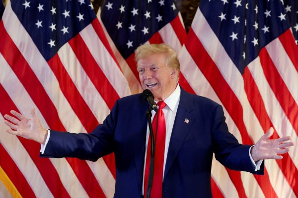 Con solo un video Trump supera rápidamente a Biden en seguidores y "me gusta" en TikTok