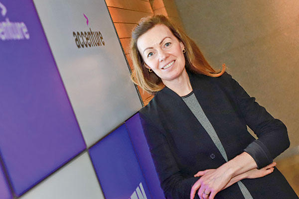 <p>Liv Carroll, líder senior para la práctica global de la minería de Accenture.</p>