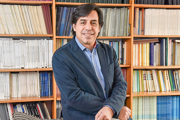 Guillermo Larraín, economista y exsuperintendente de AFP: “Una mezcla de 13% (a capitalización) y 3% (a solidaridad) me parece que es razonable”