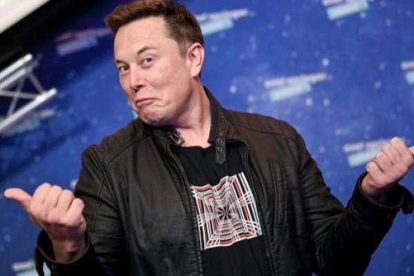 <p>Accionistas de Tesla aprueban remuneración de US$ 56 mil millones para Musk y trasladar domicilio de la firma a Texas</p>