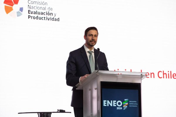 “Chile se está quedando atrás”: los cuatro factores que frenan la productividad, según la CNEP