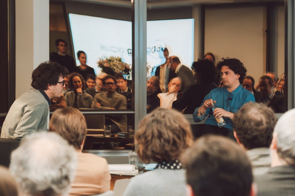 <p>La confesión de Agüero, advertencia sobre IA y reflexión acerca de Elon Musk: la “otra” charla de Benjamín Labatut en BTG Pactual</p>