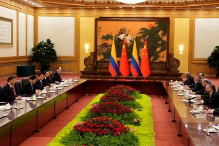 Más de 80 empresas chinas operan en Colombia y la inversión se disparó desde 2019