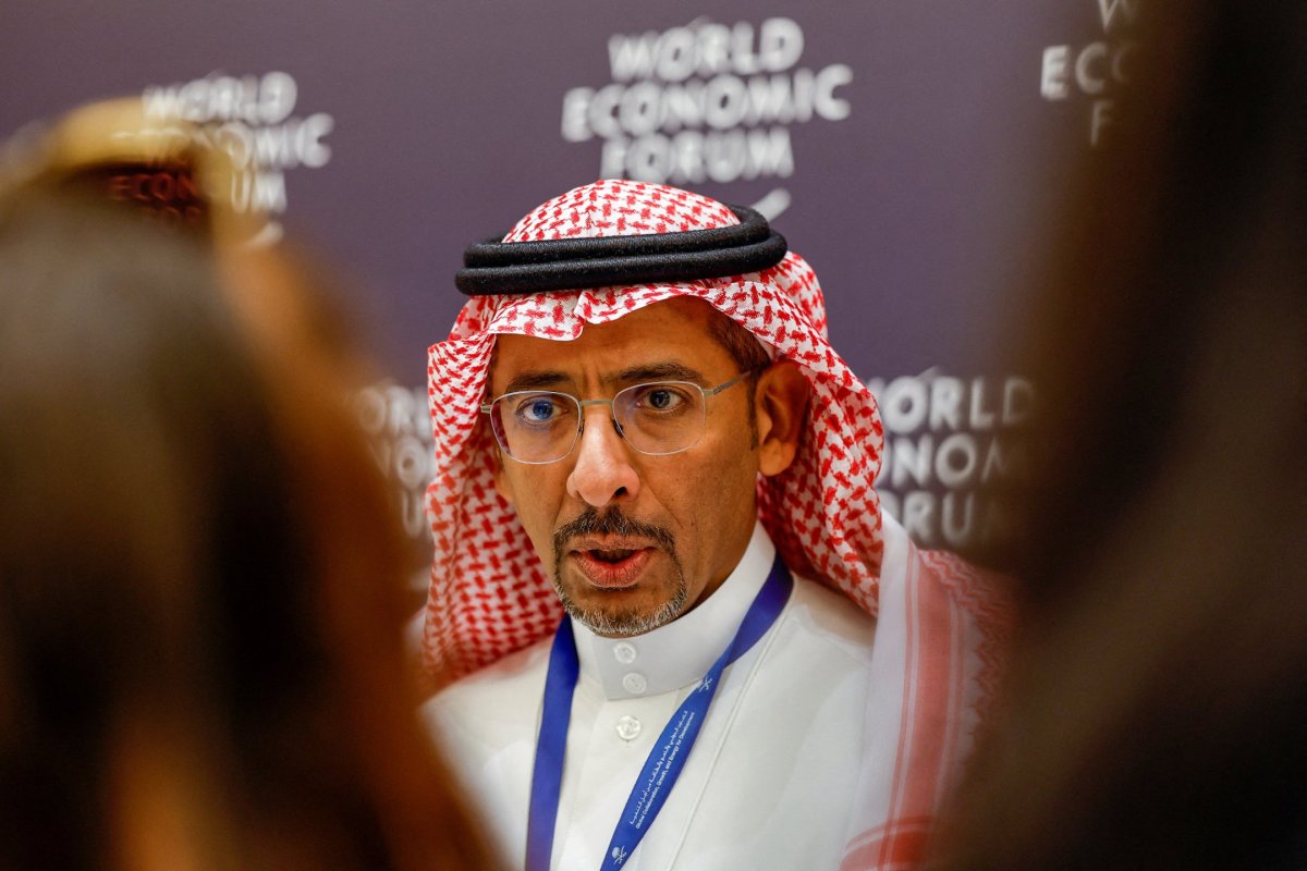 <p>Bandar Ibrahim Alkhoraye, ministro de Industria y Minería de Arabia Saudita.</p>