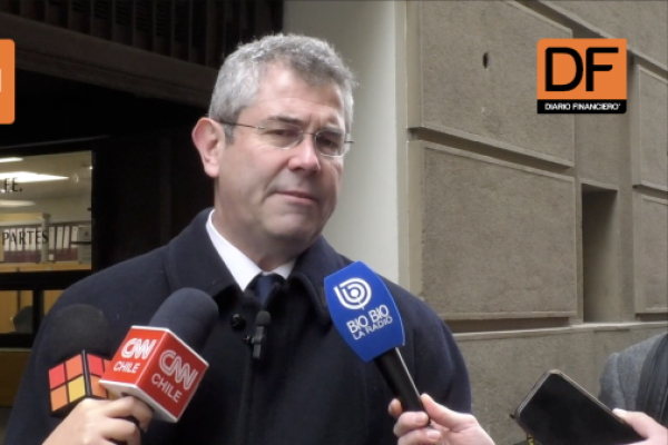 <p>Ahora en DF | Amarillos por Chile apoya llamado de Boric por instalación de base militar argentina en suelo chileno, pero cree que “están reaccionando tarde”</p>