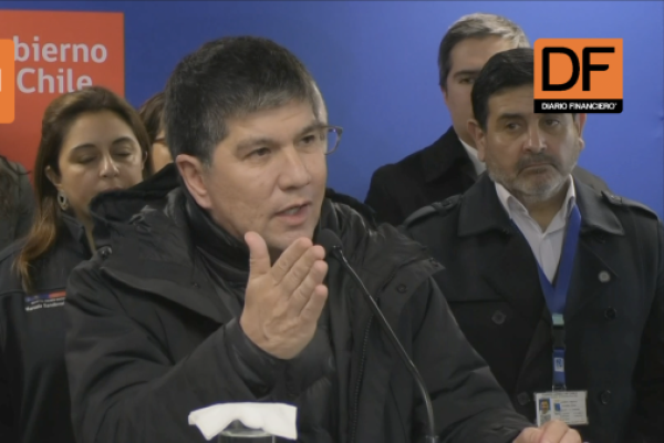 <p>Ahora en DF | Subsecretario Monsalve detalla situación de alarma meteorológica en cinco regiones del país: “Se mantienen riesgos para las personas”</p>