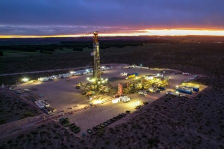 Doble récord en Vaca Muerta: la producción de petróleo y gas alcanzó valores históricos