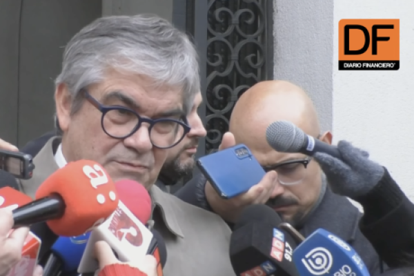 <p>Ahora en DF | Marcel sobre alza en cuentas de luz: “Si no hay plata para la PGU, difícilmente habrá para ampliar el subsidio eléctrico”</p>