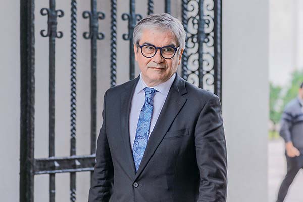 Tarifas eléctricas: Marcel ratifica que el subsidio solo se podría ampliar si hay recursos adicionales y toma fuerza sobretasa a generadoras