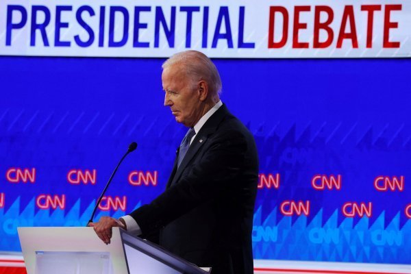 Biden reconoce su mala actuación en el debate presidencial, pero promete derrotar a Trump