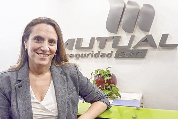 Mariana Alcérreca Picart, gerenta de Asuntos Corporativos de Mutual de Seguridad.