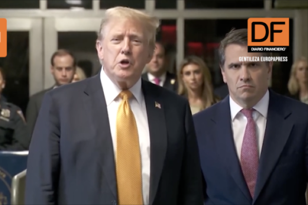 <p>Ahora en DF | El Tribunal Supremo de EEUU avala una inmunidad parcial de Trump durante su tiempo al frente de la Casa Blanca</p>