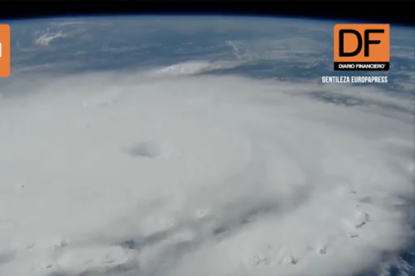 <p>Ahora en DF | Al menos una persona fallecida tras el paso del huracán 'Beryl' que alcanza la categoría 5</p>