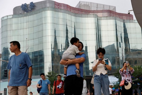 <p>El crecimiento del sector de servicios en China alcanza su menor nivel en 8 meses, muestra PMI de Caixin</p>